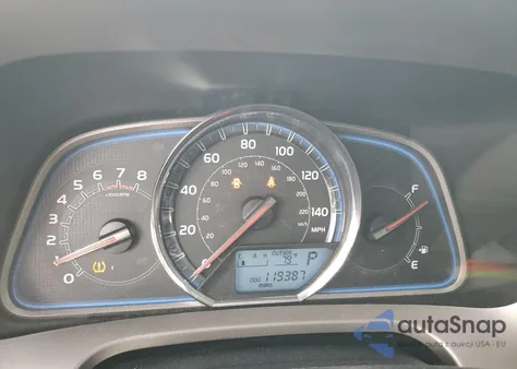 2013 Toyota Rav4 Limited z USA, uszkodzony, nr VIN 2T3YFREV1DW071638